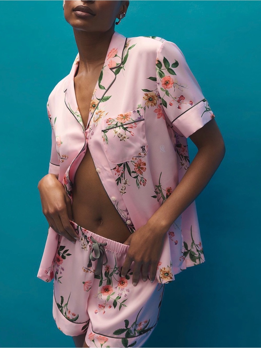Victoria's Secret Pink Floral Short-Sleeve Satin Pajama Set